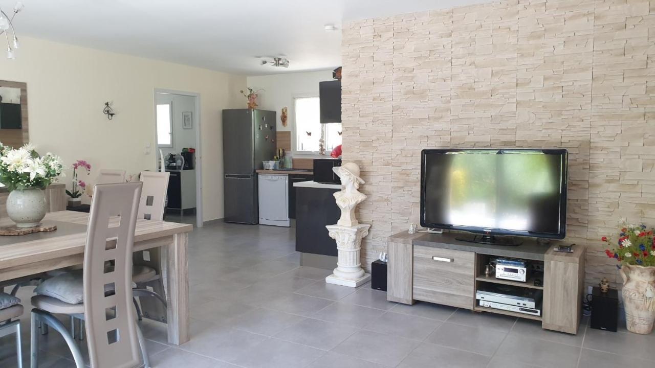 Villa Entrechaux Ngoại thất bức ảnh